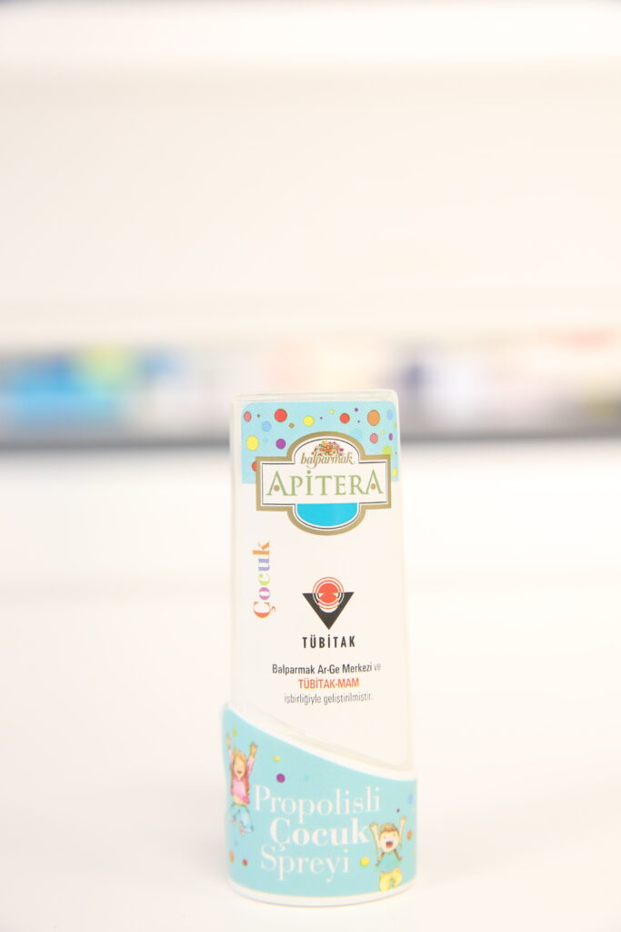 HoneyBABY　ラムセス(R) 20ml ハイビスカス 5ml Throat Spray for Children - TÜBİTAK MAM